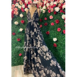 MAXI VESTIDO TULLE NEGRO FLORAL.
